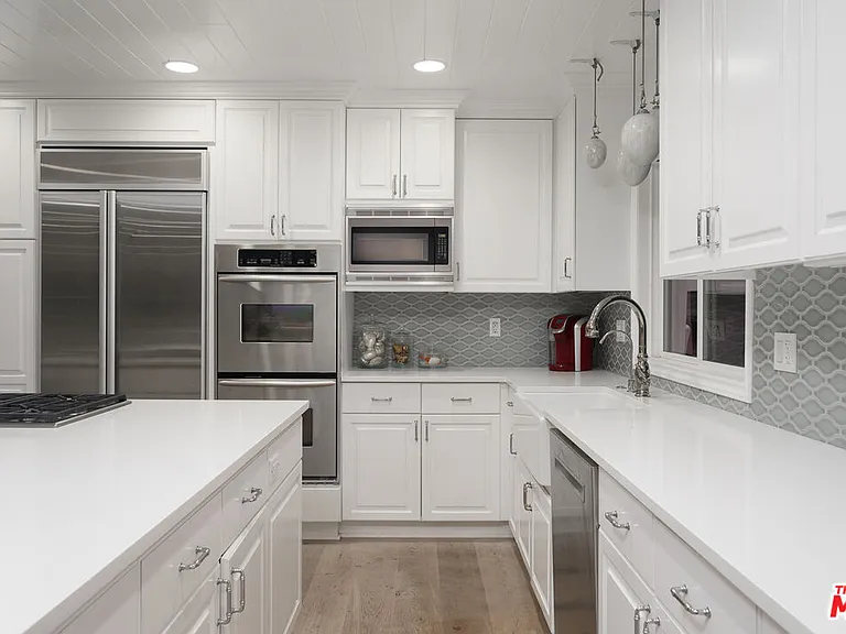 3317 Vista Dr — Photo 9