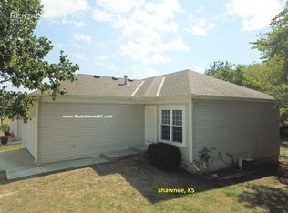23513 W 73rd Ter, Shawnee, KS 66227