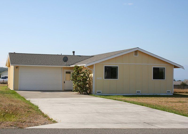 1st image of 2655 La Mesa Dr