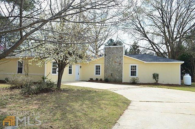1st image of 204 Northfield Dr