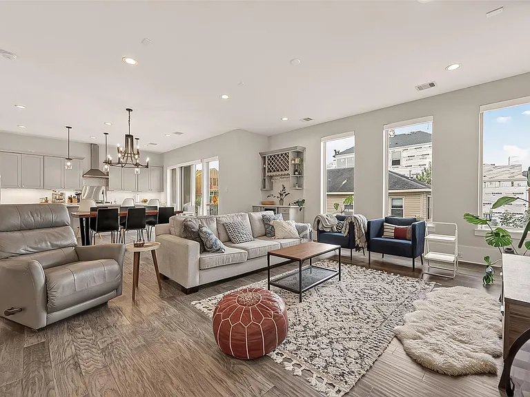 1810 Branard St #B — Photo 6