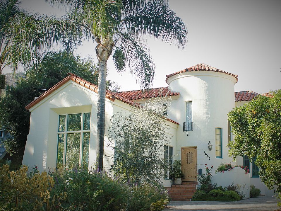 2nd image of 1609 El Rito Ave