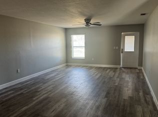 26 E Lagrande St, Avon Park, FL 33825