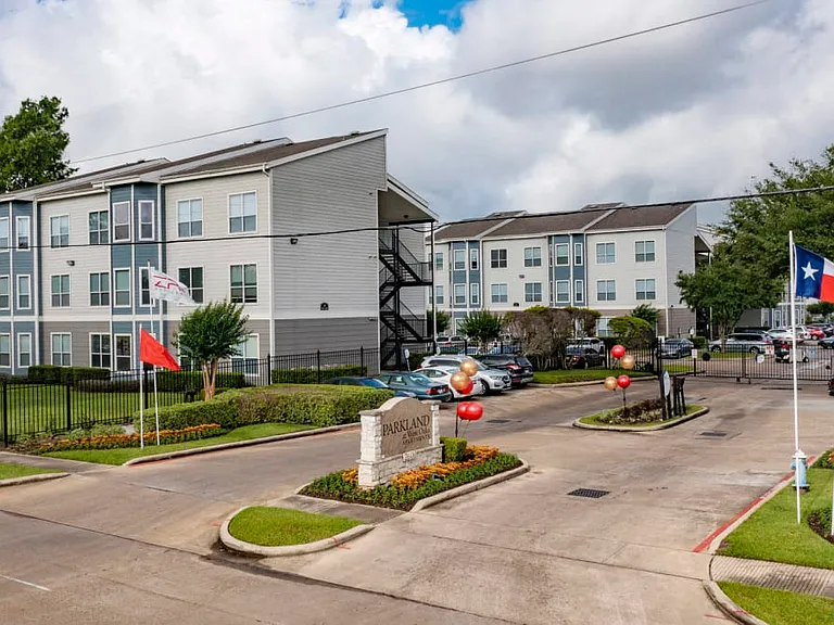 Parkland at West Oaks — Photo 17