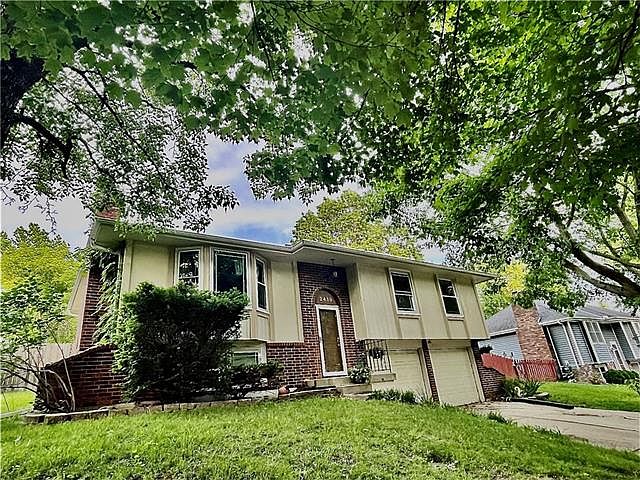1st image of 2419 Bridger Dr