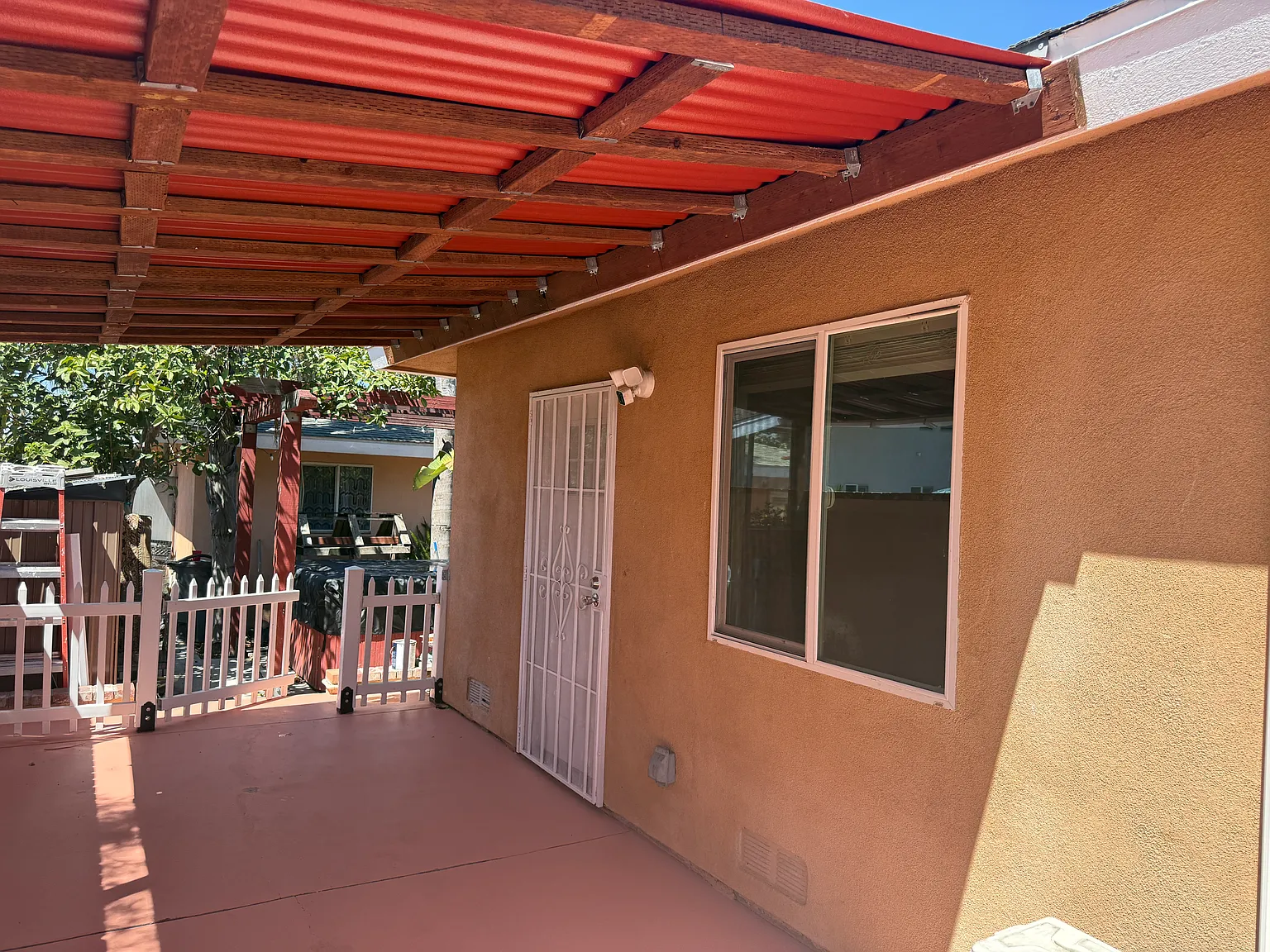 2 bed, 900 sqft, $2,800 — Photo 1