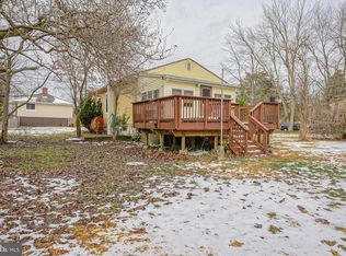 842 Sunrise Ave, Deptford, NJ 08096