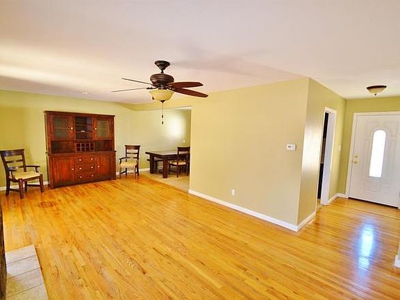 5th image of 5835 Lake Murray Blvd
