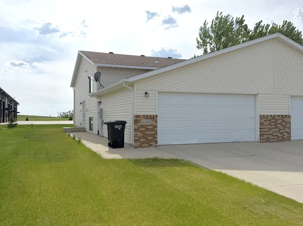 6181 35th St S, Fargo, ND 58104