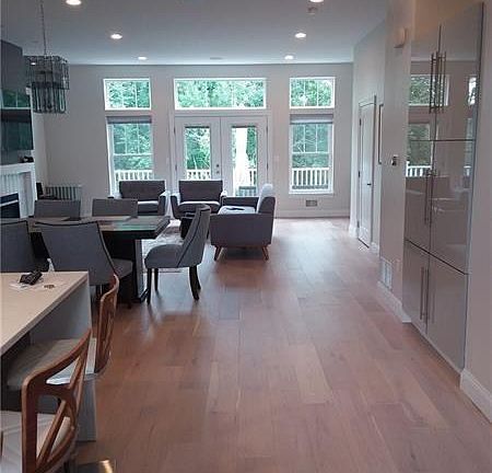 3rd image of 473 Bradley St
