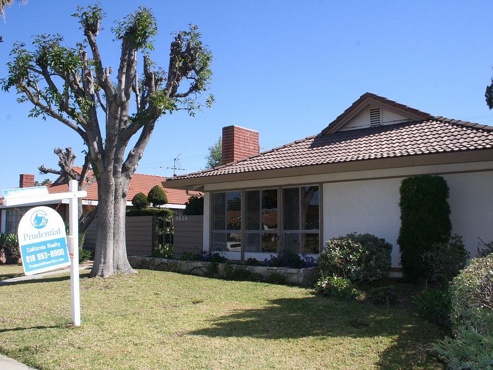 2nd image of 9624 Swinton Ave