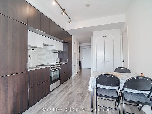 5th image of 159 Dundas St E #4302
