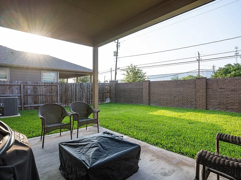 4006 Starbright St — Photo 13