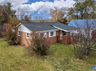 1013 High St, Waynesboro, VA 22980