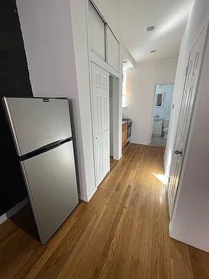 Rented by Compass | media 7