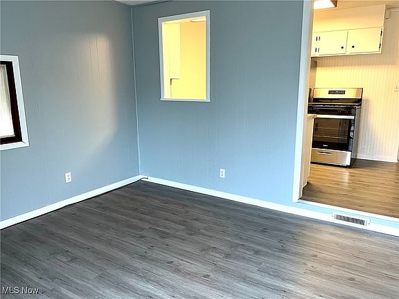 5th image of 4407 W 187th St