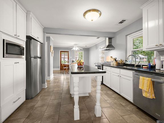 5th image of 513 Centenary Dr