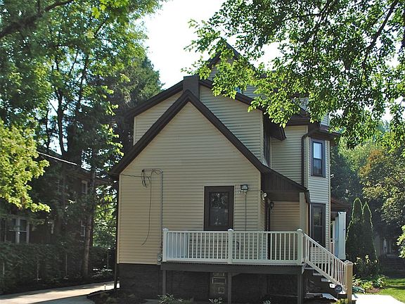 3rd image of 418 S 18th Ave