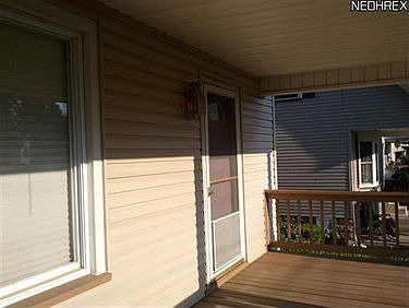 5th image of 115 N Bentley Ave