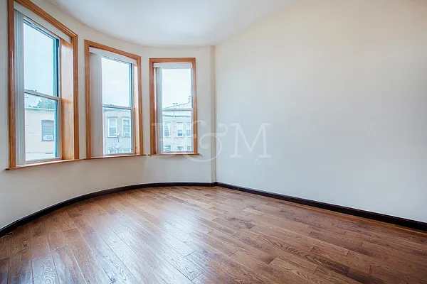 Rented by Brick&Mortar | media 18