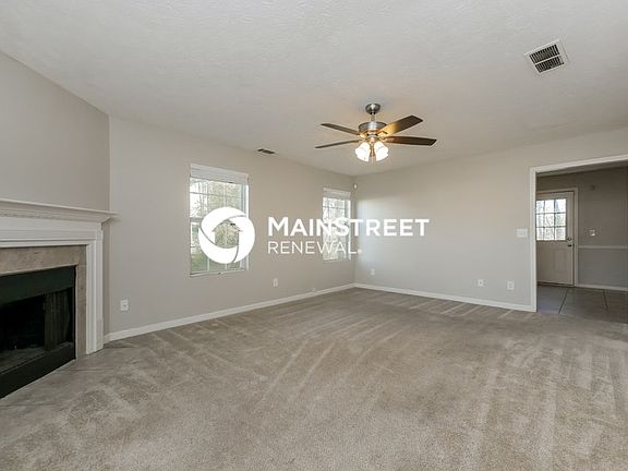 3rd image of 9602 Sleepy Hollow Ln