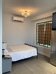 Rented by PREMIUM US INC