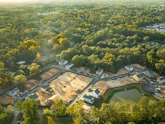 7th image of this home