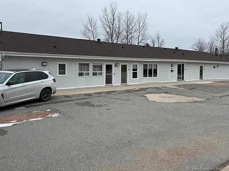 90 Letete Rd — Photo 1