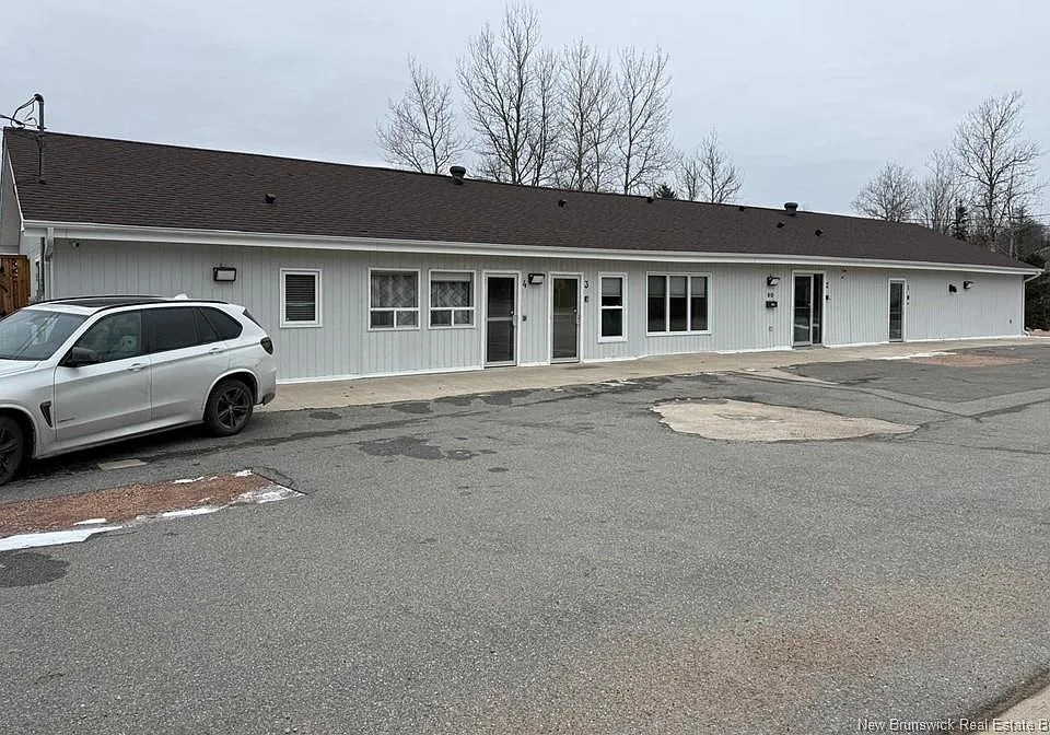 90 Letete Rd