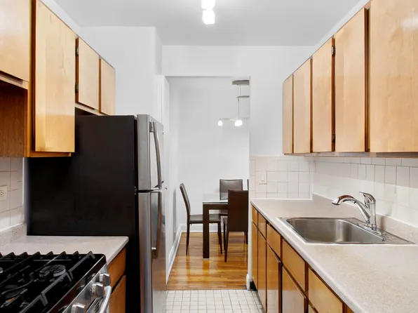 58 West 106th Street image 4 of 6