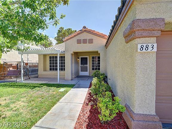 3rd image of 883 Serpentina Ave