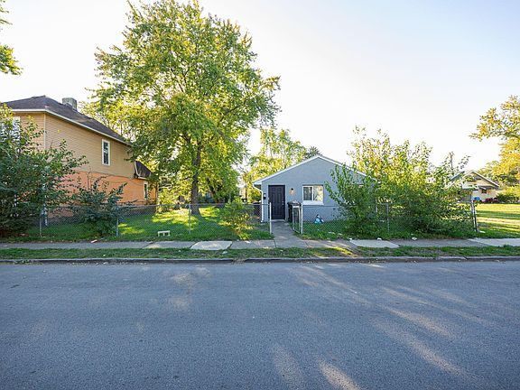 3rd image of 143 Stevens Ave #137