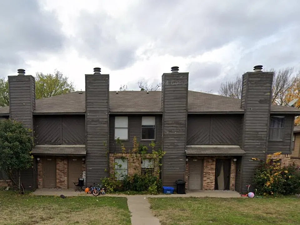 3820 Coates Cir