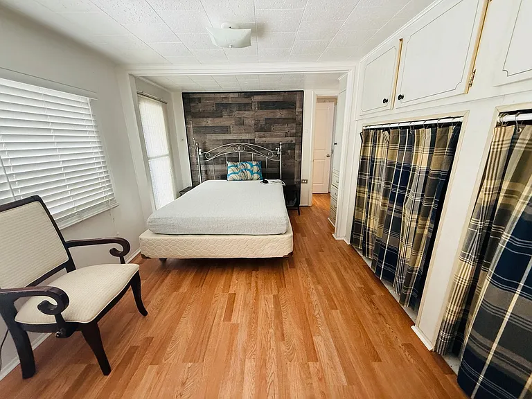 4851 W Gandy Blvd #B3-L15 — Photo 15