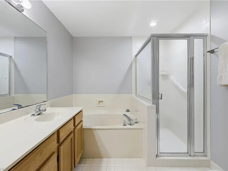 5899 Chanteclair Dr #222 — Photo 12