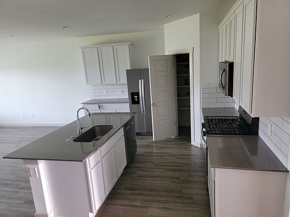 3rd image of 7711 Sleek Flock Ln