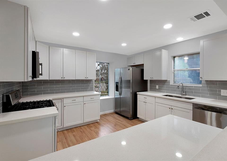 1st image of 10534 Sagewillow Ln