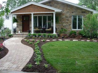 862 S Hawthorne Ave, Elmhurst, IL