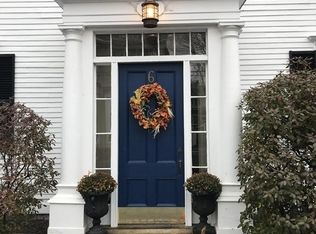 6 Orange St APT 3, Newburyport, MA 01950