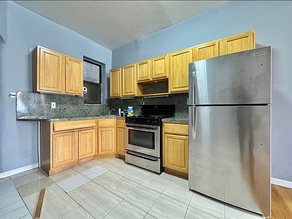 2nd image of 85 Saint Marks Ave #1R