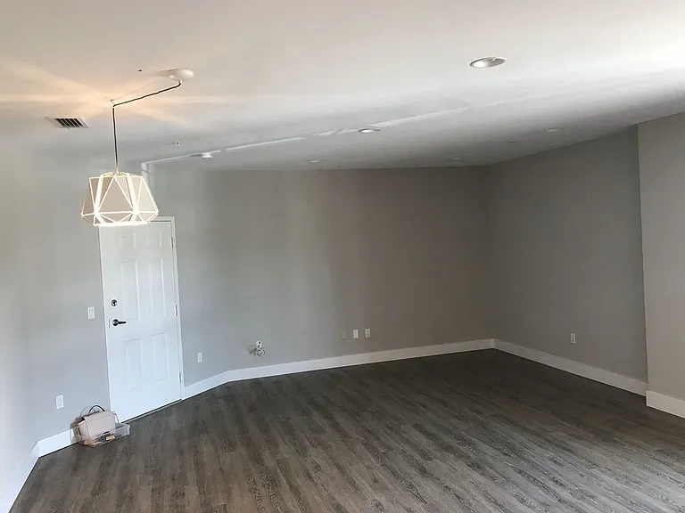 4645 SE 11th Pl #304 — Photo 32