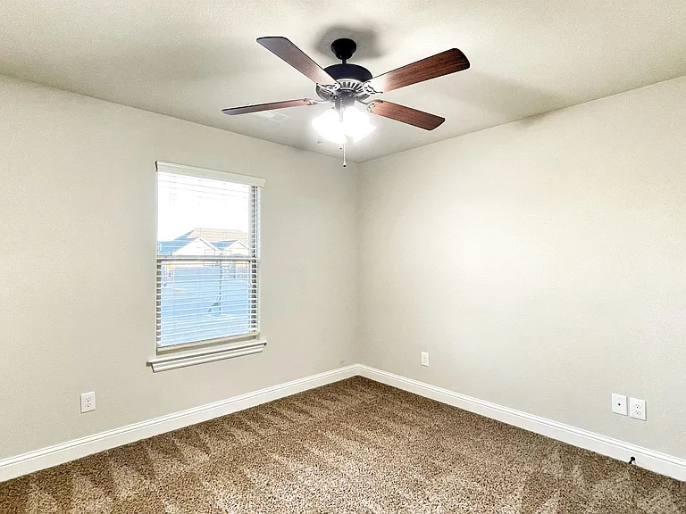 531 Captain Reid Ln — Photo 31