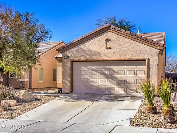3rd image of 7709 Lily Trotter St