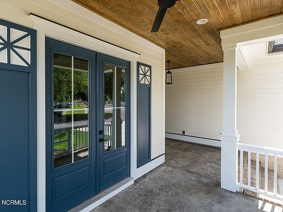 5th image of 3820 Reserve Club Drive