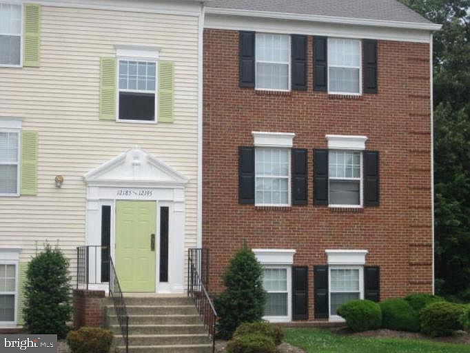 1st image of 12189 Chaucer Ln