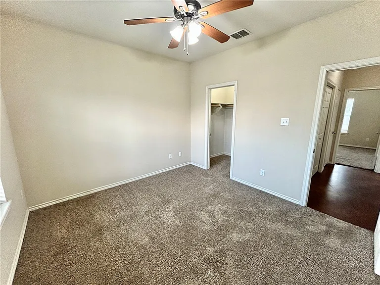 2477 Horse Shoe Dr — Photo 7