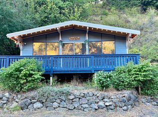 230 Pine Cliff Dr, Naches, WA 98937