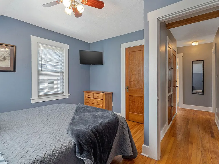 305 Arlington Ave — Photo 22