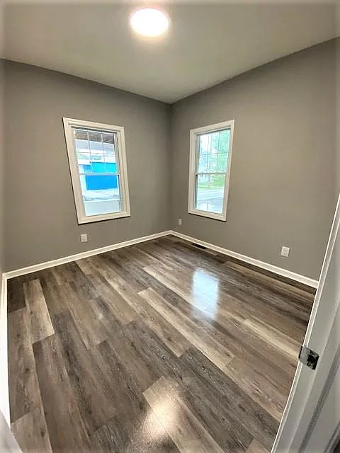 3 bed, 1200 sqft, $1,800 — Photo 1