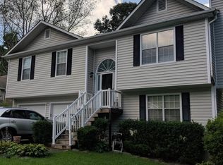 4850 Brandon Acres Ln, Buford, GA 30519